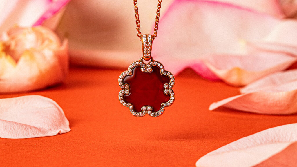 Bijoux joaillerie Paris, photographie identité visuelle luxe · vrai studio
