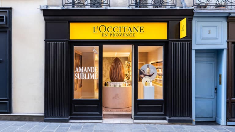 Animation Amande L'Occitane Paris, photographie boutique ambiance · vrai studio